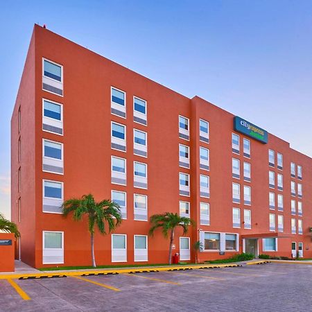 City Express Junior By Marriott Tijuana Otay Exteriör bild