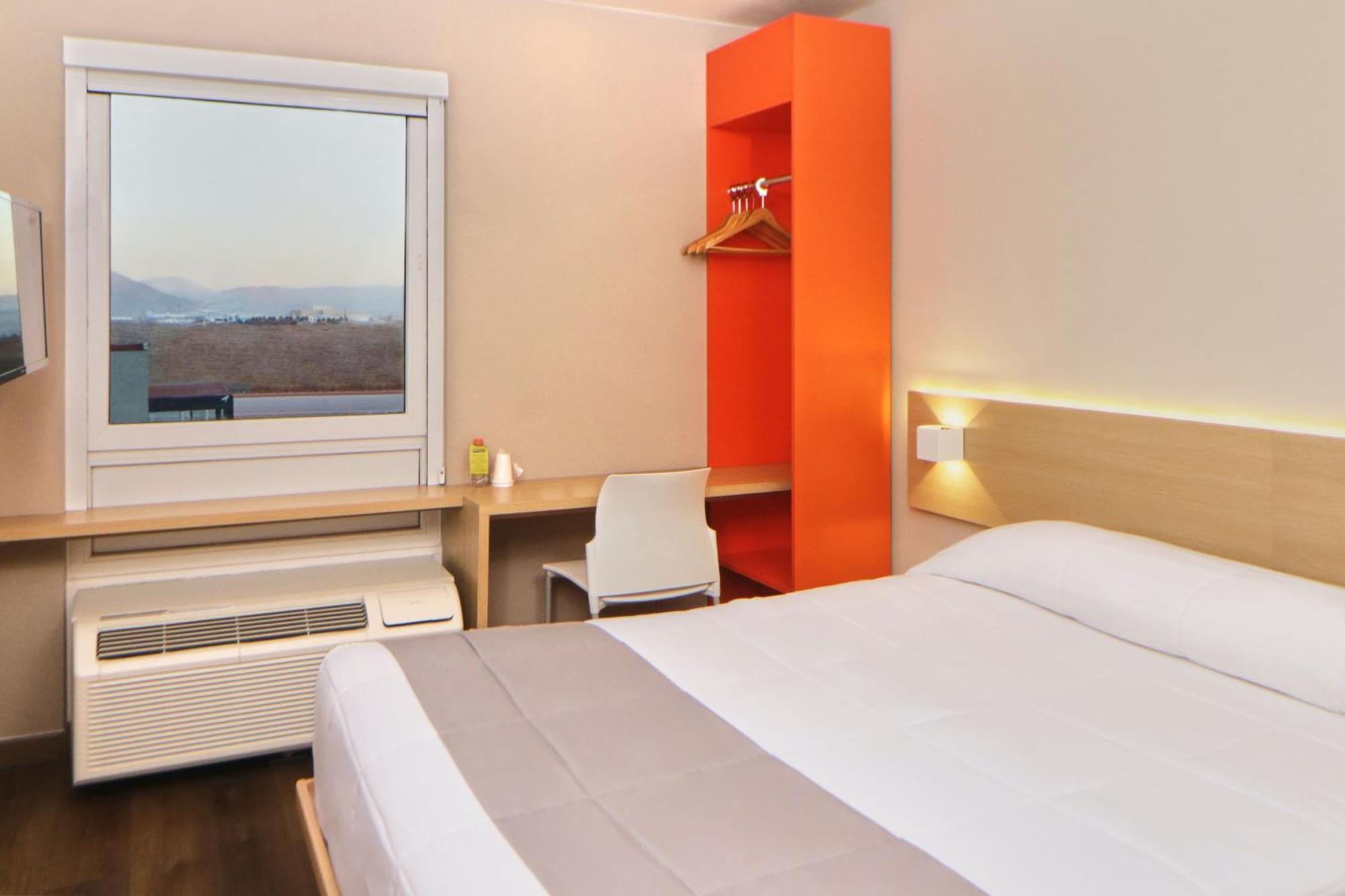 City Express Junior By Marriott Tijuana Otay Exteriör bild